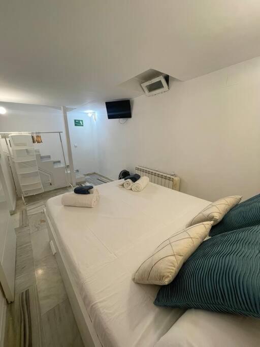 Arriaga Bajo- Precioso Duplex. Parking Gratuito Apartment Madrid Exterior photo